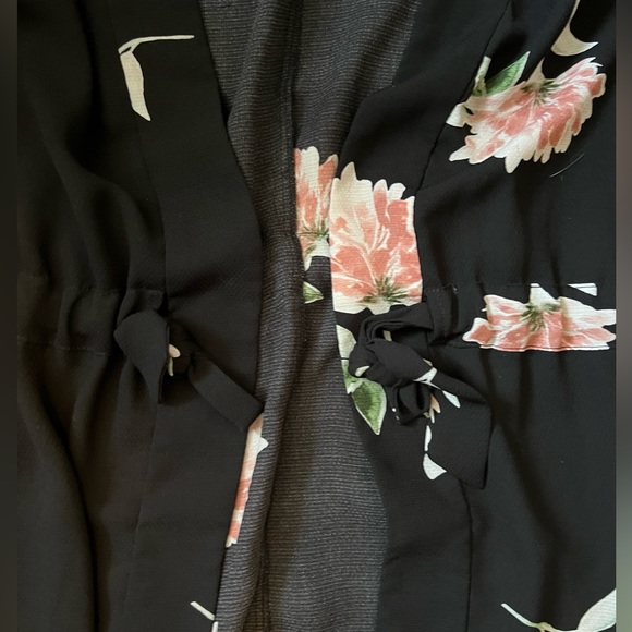 Floral Kimono - Picture 2 of 6